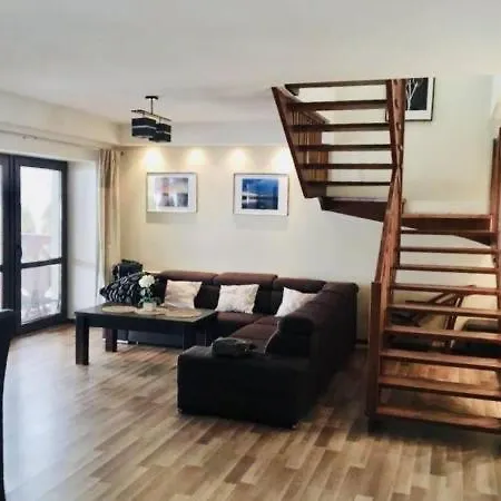 Dom Nad Jeziorem - Mazury Apartment *